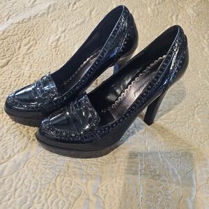 Lulu Townsend Black Heels with Thick Heels and Patent Leather